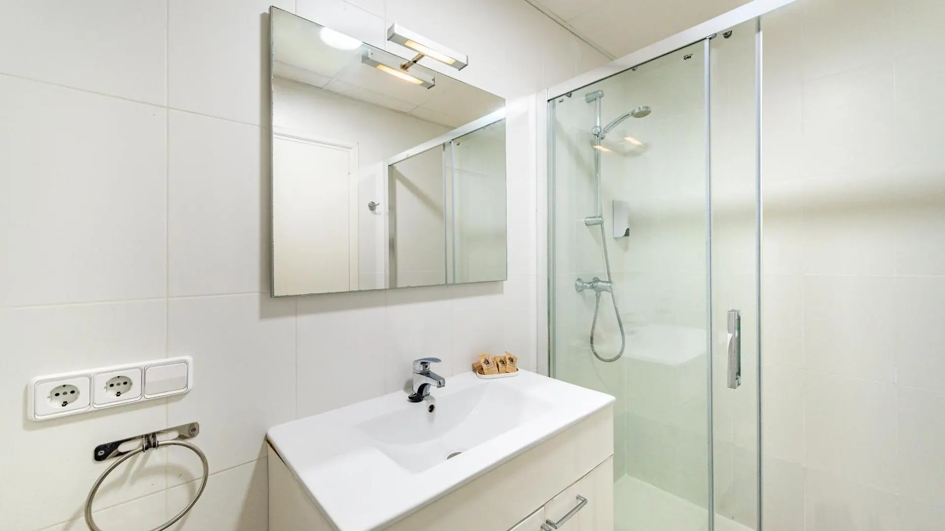 Lägenhetshotell Apartamentos Falco Port de Pollença Spanien