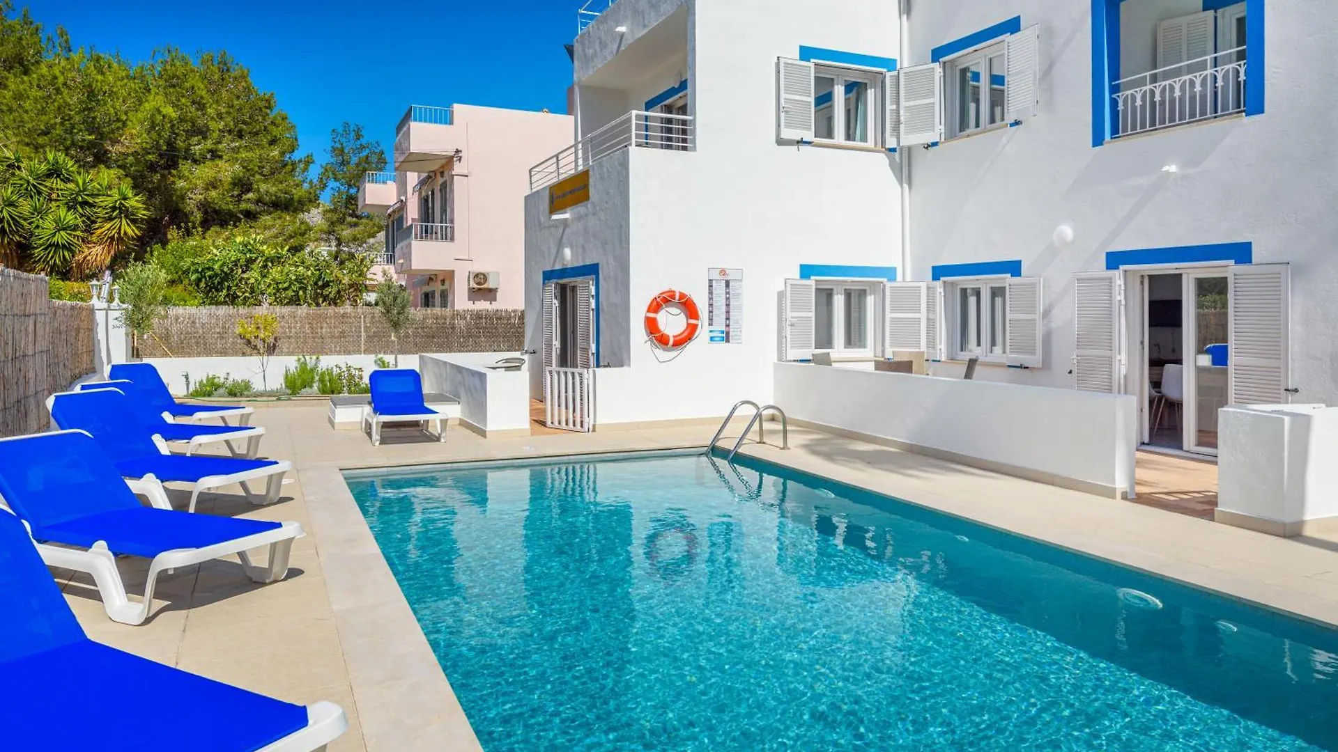 Lägenhetshotell Apartamentos Falco Port de Pollença Spanien